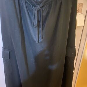 Black Long Sleeve Dress with Pockets